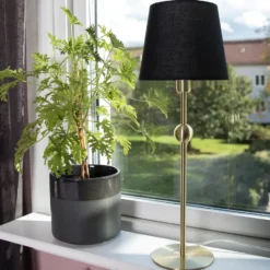 Astrid lampfot, borstad mässing