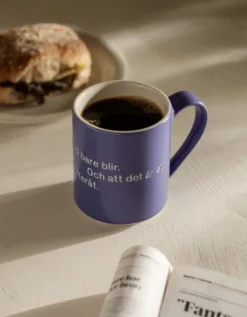 Astrid Lindgren mugg, hyss hittar man inte på, svensk text