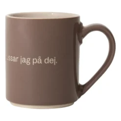 Astrid Lindgren mugg, Trarallanrallanlej, Svensk text