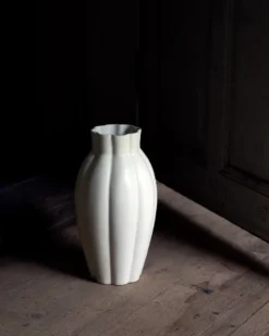 Birgit vas 35 cm, Shell