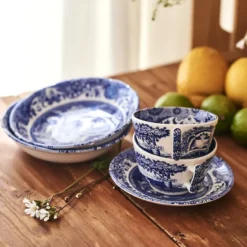 Blue Italian frukostkopp med fat, 28 cl
