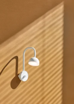 Blush vägglampa, Vit matt