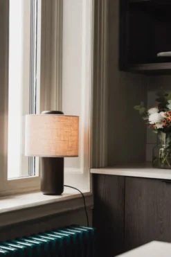 Bosco bordslampa, Brunbetsad ek