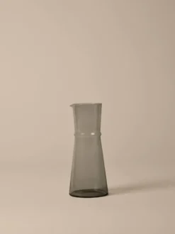 Boya karaff, Smoked grey, 1,35 L