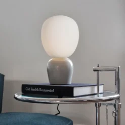 Buddy bordslampa opalglas, Soft greige