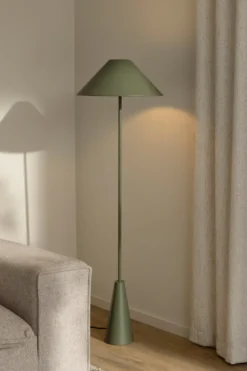 Cannes golvlampa 140 cm, Mossgrön