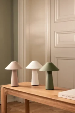 Cannes portabel bordslampa, Grön
