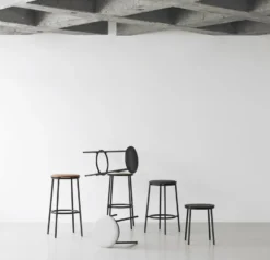 Circa barstol 65 cm, Svart ek