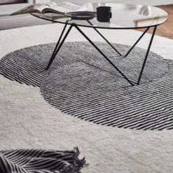 Circles ullmatta naturvit, 200x300 cm