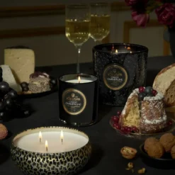 Classic Maison Noir doftljus 60 timmar, Crisp Champagne