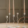 Curved ljusstake 23 cm, Sand