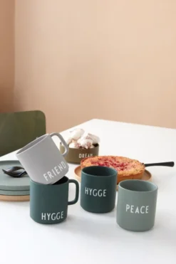 Design Letters favoritkopp 25 cl, Peace-green