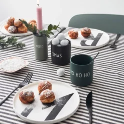 Design Letters favoritkopp 25 cl, Ho ho ho-dark green