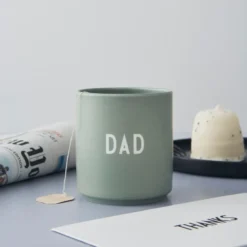 Design Letters favoritkopp 25 cl, Dad/Love-green