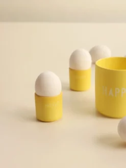 Design Letters äggkopp 2-pack, Hello-yellow