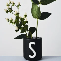 Design Letters kopp svart, A