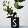 Design Letters kopp svart, E