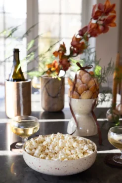 Ditte serveringsskål, Beige-vinröd