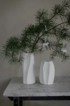 Ernst vas stengods Ø13x31 cm, Naturvit