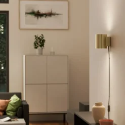 Evoke vägglampa small, Satin brass