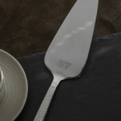 Frost tårtspade, Gråfot