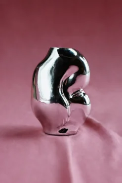 Gleam vas small, Chrome