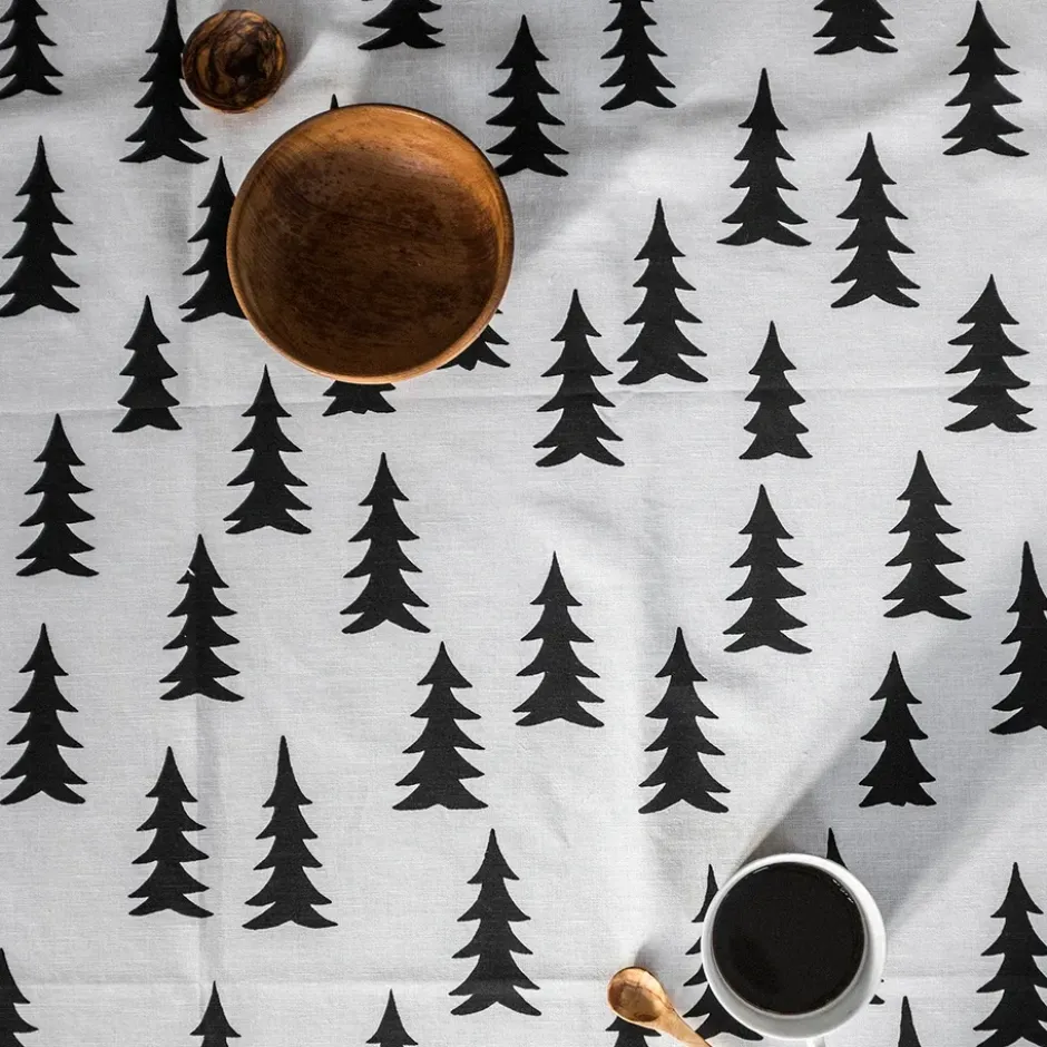 Gran bordsduk 147x250 cm, Svart-vit