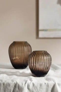 Hammershøi glasvas 14 cm, Valnöt
