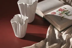 Hammershøi vas unfold, Vit, 16,5 cm