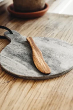 Heirol smörkniv olivträ, 17,5 cm