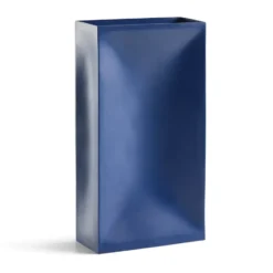 Into vas, Dark blue