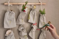 Joyful adventskalender 75 cm, Beige