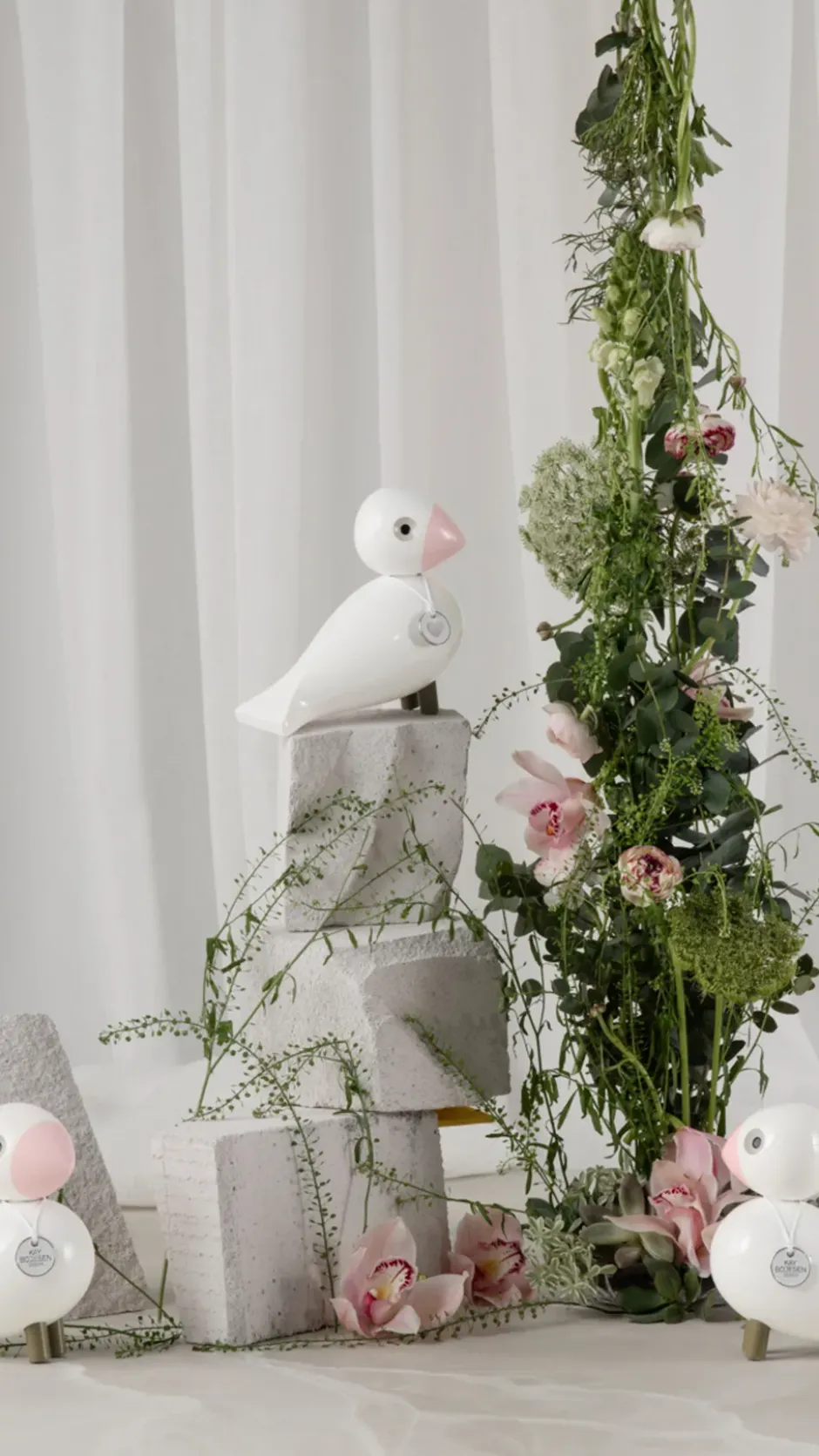 Kay Bojesen sångfågel Love, Vit-rosa