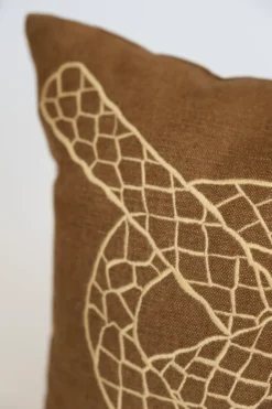 Knop kuddfodral, Brun-guld-blå, 27x40 cm