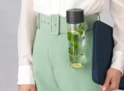 Make & Take vattenflaska med sil 0,5 L, Mörkgrå