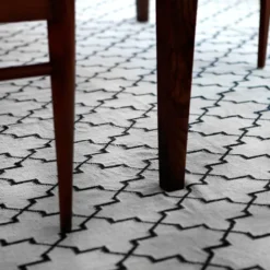 New Geometric matta, indigo melange/off white, 234x323 cm
