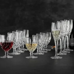 Noblesse glas på fot 23 cl 4-pack, Klar