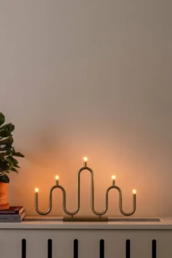 Noel 5 adventsljusstake, Borstad mässing