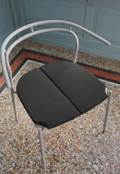 NOVO stolsdyna, Black