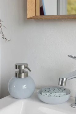 Opal tvålfat, Light blue