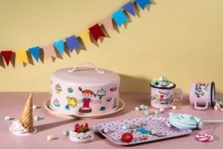 Pippi kakfat med kupol, Födelsedag