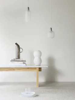 Puff Twist bordslampa 16x28,5 cm, Vit