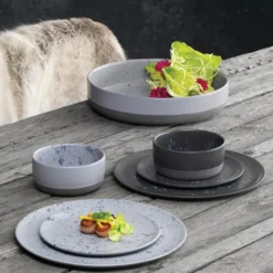 Raw skål Ø13,5 cm, svart med prickar