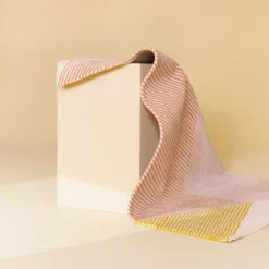 Rectangles ullmatta rosa, 170x240 cm