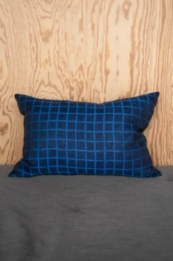 Rutig kuddfodal 48x68 cm, Blue-black