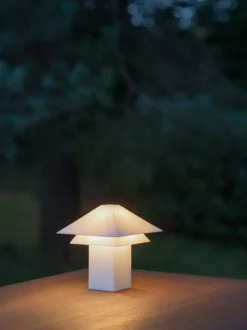 Sanaka bordslampa portabel, White