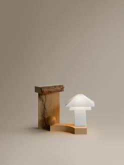 Sanaka bordslampa portabel, White