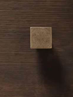 Square krok large, Casted brass