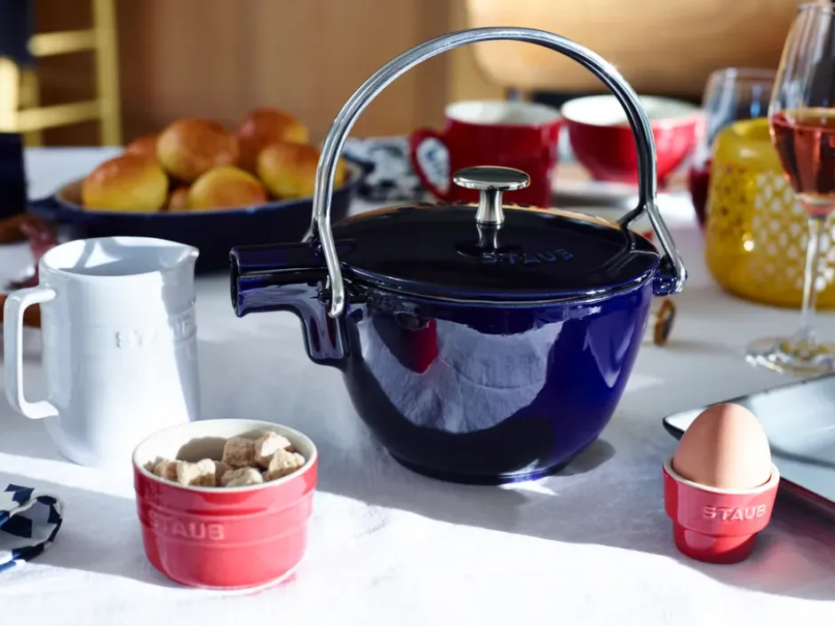 Staub tekanna gjutjärn rund 1,15 L, Mörkblå