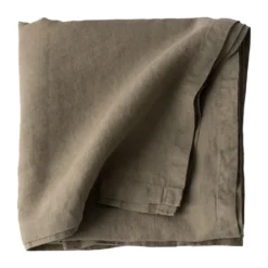 Tell Me More linneduk 145x145 cm, Olive